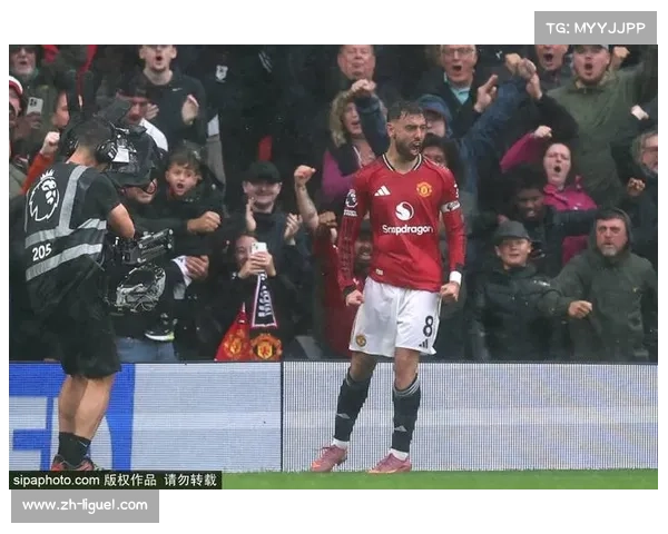 姆伯莫接连进球,曼联新援持续高歌猛进